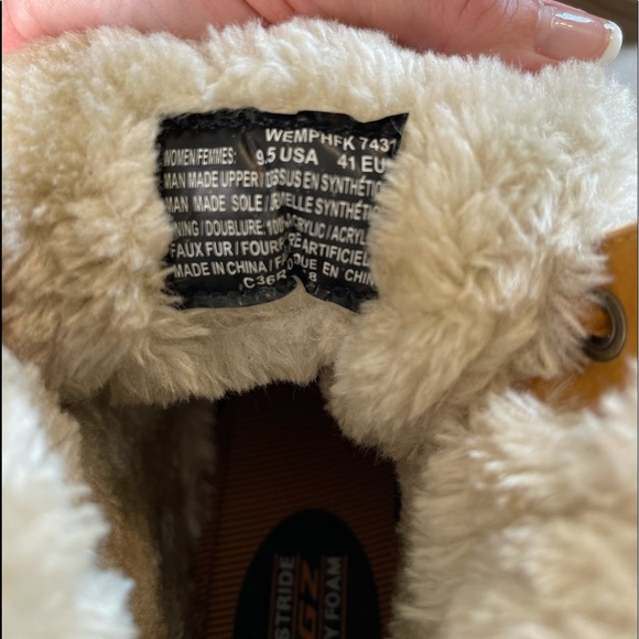 LUGZ WOMEN’S EMPIRE HI FUR 6” BOOT SIZE SIZE 9.5 - Picture 5 of 6